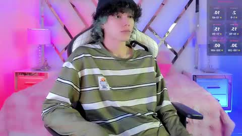 thanier_18 online show from 04/24/26, 07:49