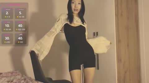 thanos_world1321002 online show from 09/25/25, 10:13