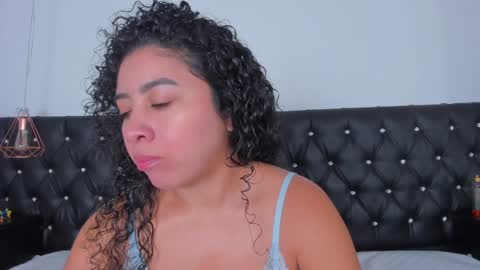 thara webstter online show from 02/06/25, 11:32