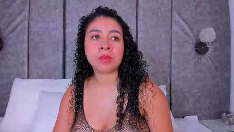 thara webstter online show from 03/10/26, 11:37