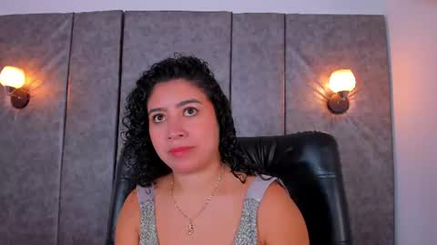 thara webstter online show from 07/01/26, 11:45