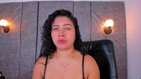 thara webstter online show from 07/08/26, 11:37