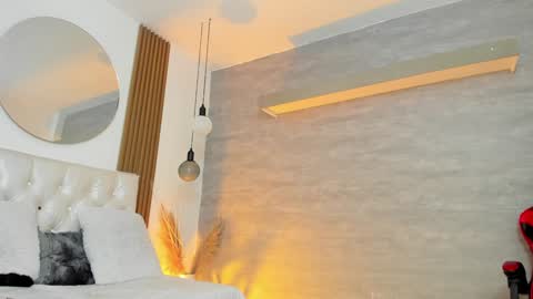 Thara Rouse online show from 01/25/25, 12:16