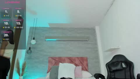 Thara Rouse online show from 11/13/25, 12:15