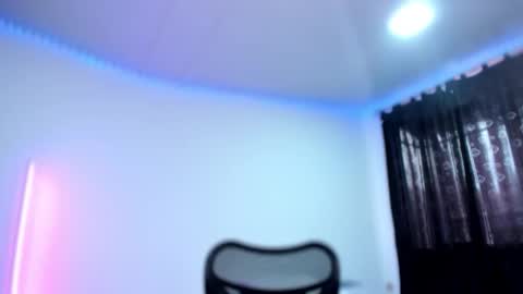 Snapshot of thass_boy chatting on 09/16/25, 08:32 Thass online show from 09/16/25, 08:32