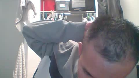 thataznguy303 online show from 10/10/25, 09:36