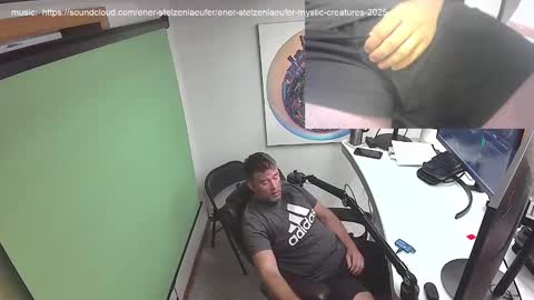 Snapshot of thaterkman chatting on 09/14/25, 03:05 thaterkman online show from 09/14/25, 03:05