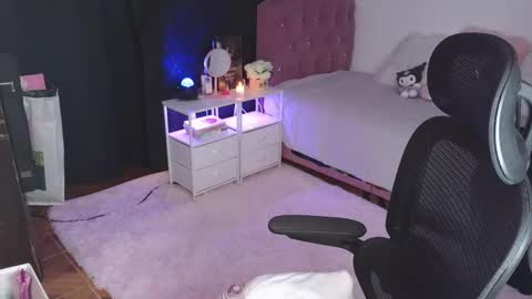   online show from 10/24/25, 12:56