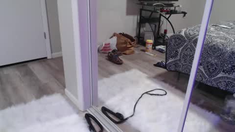 Snapshot of thatguyfromx chatting on 01/05/25, 01:03 That guy follow on X online show from 01/05/25, 01:03