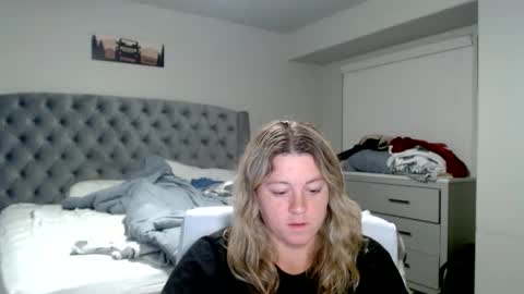 Snapshot of thatprettyblondegirl chatting on 12/20/24, 02:08 thatprettyblondegirl online show from 12/20/24, 02:08