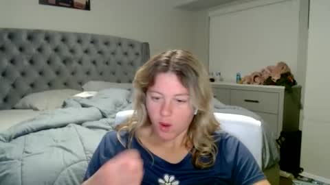 Snapshot of thatprettyblondegirl chatting on 01/28/25, 02:53 thatprettyblondegirl online show from 01/28/25, 02:53