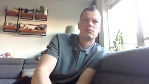 Dennis online show from 04/17/26, 07:00