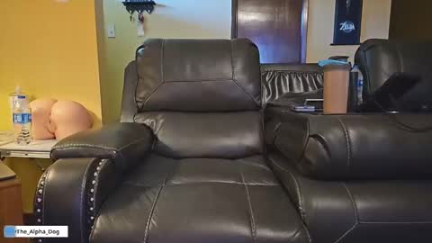 the_alpha_dog_xxx online show from 12/13/24, 03:43
