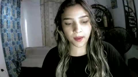 Snapshot of the_crow_18 chatting on 07/30/26, 06:34 liz online show from 07/30/26, 06:34