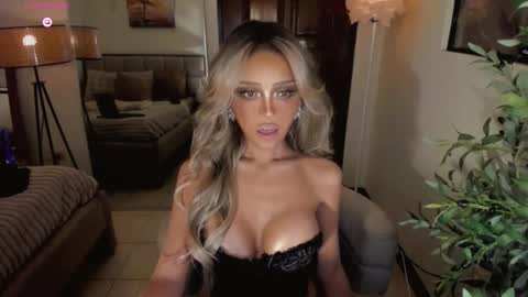 nabi butterfly online show from 01/17/26, 11:48