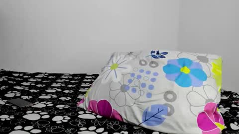 Snapshot of the_fantasy_ chatting on 02/13/26, 11:45 the_fantasy_ online show from 02/13/26, 11:45