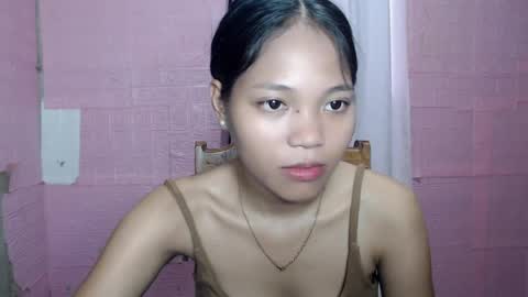 Snapshot of the_girl_in_the_street chatting on 07/11/26, 03:42 marj online show from 07/11/26, 03:42