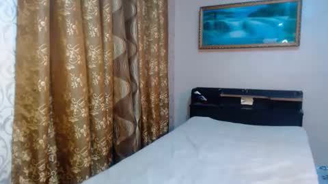 Snapshot of the_girl_nxt_door chatting on 11/29/25, 04:26 samm online show from 11/29/25, 04:26