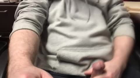 Snapshot of the_johnny_bravo chatting on 12/29/24, 07:11 BarryMcCockiner online show from 12/29/24, 07:11