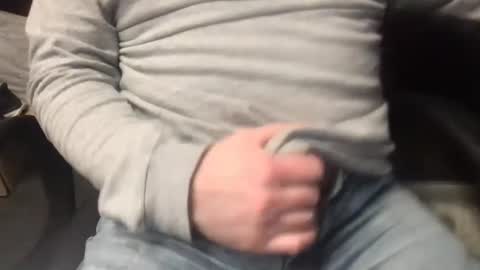 Snapshot of the_johnny_bravo chatting on 02/19/25, 09:14 BarryMcCockiner online show from 02/19/25, 09:14