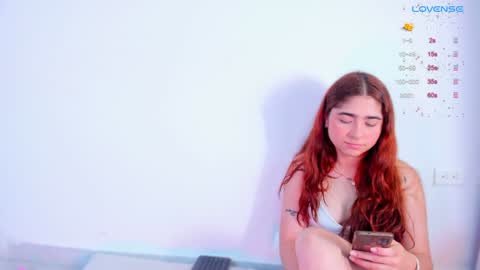 Alice and Bella online show from 12/21/24, 06:12