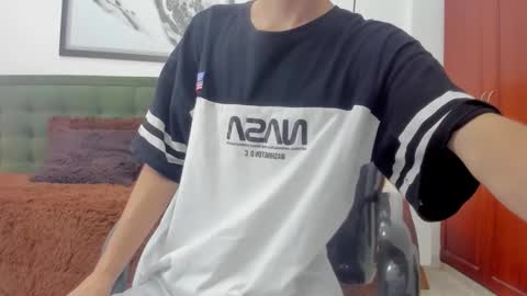 Snapshot of the_mark_king chatting on 01/09/26, 05:04 T H E M A R K K I N G online show from 01/09/26, 05:04