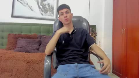 Snapshot of the_mark_king chatting on 01/10/26, 05:26 T H E M A R K K I N G online show from 01/10/26, 05:26