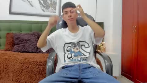 Snapshot of the_mark_king chatting on 01/14/26, 05:40 T H E M A R K K I N G online show from 01/14/26, 05:40