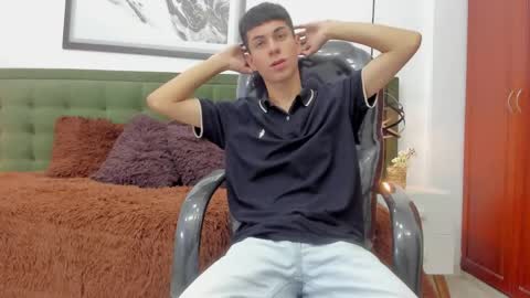 Snapshot of the_mark_king chatting on 01/18/26, 05:06 T H E M A R K K I N G online show from 01/18/26, 05:06