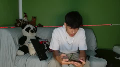 Snapshot of the_muderer chatting on 12/16/25, 04:34 murderer online show from 12/16/25, 04:34