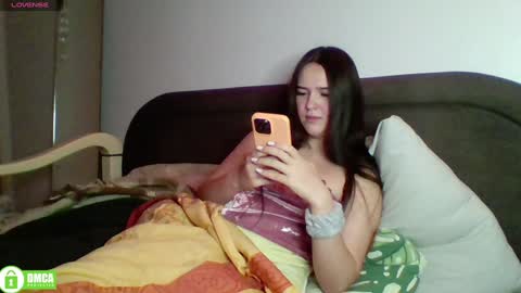 Snapshot of the_princese chatting on 12/02/24, 10:23 Alice online show from 12/02/24, 10:23