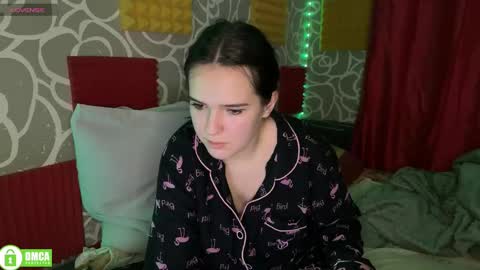 Snapshot of the_princese chatting on 03/08/25, 09:29 Alice online show from 03/08/25, 09:29
