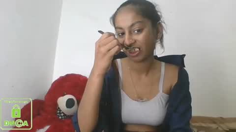 Snapshot of the_right_girl chatting on 01/09/25, 11:14 Suzan Sexy online show from 01/09/25, 11:14