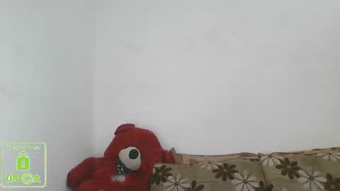 Snapshot of the_right_girl chatting on 01/13/25, 03:45 Suzan Sexy online show from 01/13/25, 03:45