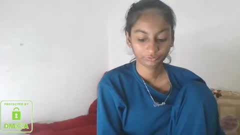 Snapshot of the_right_girl chatting on 02/03/25, 04:46 Suzan Sexy online show from 02/03/25, 04:46