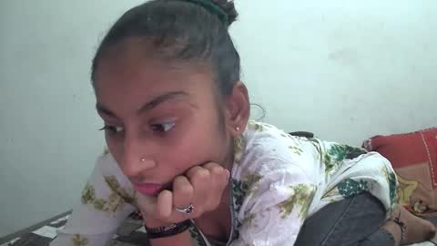 Snapshot of the_right_girl chatting on 01/06/26, 08:40 Suzan Sexy online show from 01/06/26, 08:40