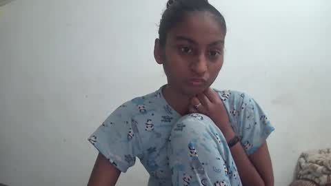 Snapshot of the_right_girl chatting on 01/13/26, 05:13 Suzan Sexy online show from 01/13/26, 05:13