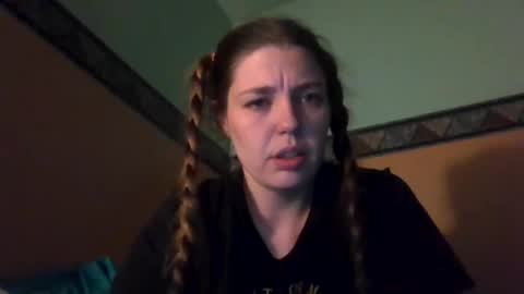 Snapshot of the_sam_ chatting on 12/29/24, 11:29 the_sam_ online show from 12/29/24, 11:29