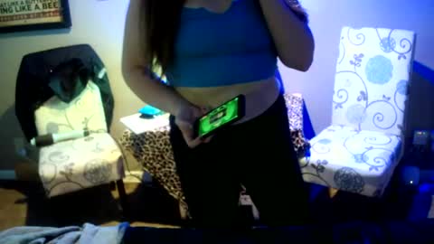 Snapshot of the_sam_ chatting on 01/28/25, 10:56 the_sam_ online show from 01/28/25, 10:56