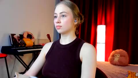 Snapshot of the_steel_magnolia_ chatting on 11/13/25, 09:52 Ally STREAMING ON TWITCH NOW Check my Twitter for updates online show from 11/13/25, 09:52