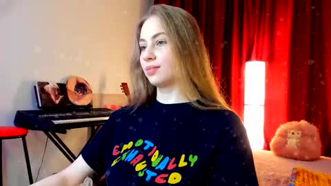 Snapshot of the_steel_magnolia_ chatting on 12/05/25, 08:05 Ally STREAMING ON TWITCH NOW Check my Twitter for updates online show from 12/05/25, 08:05