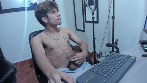 Snapshot of the_weed_guys chatting on 03/12/25, 09:02 Danny online show from 03/12/25, 09:02