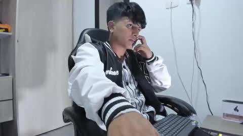 Danny online show from 10/05/25, 03:49