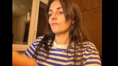 theanna510763 online show from 09/25/25, 08:45