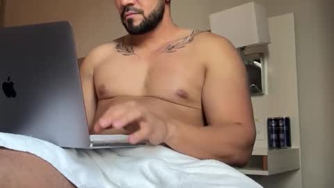 Snapshot of thearcher56 chatting on 09/21/25, 07:26 thearcher56 online show from 09/21/25, 07:26