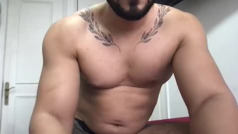 Snapshot of thearcher56 chatting on 09/28/25, 07:19 thearcher56 online show from 09/28/25, 07:19