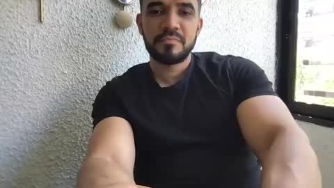 Snapshot of thearcher56 chatting on 11/18/25, 02:32 thearcher56 online show from 11/18/25, 02:32