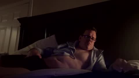 Every-day Average People Play Here online show from 04/20/26, 11:13