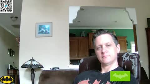 Snapshot of thebatandthecat10 chatting on 05/06/26, 01:27 ISABELLA or MATT online show from 05/06/26, 01:27
