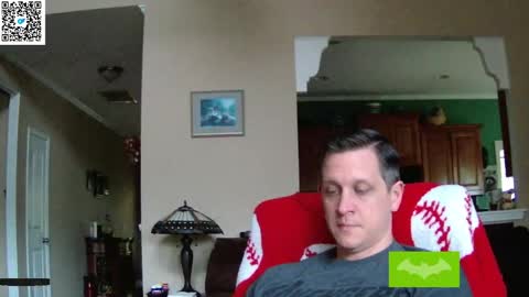 Snapshot of thebatandthecat10 chatting on 05/26/26, 12:01 ISABELLA or MATT online show from 05/26/26, 12:01